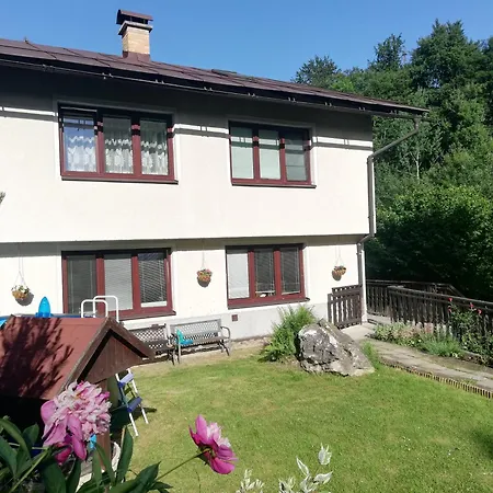 Homestay Apartma Gister And Wellnes